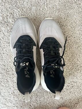 Women’s APL Streamline Sneakers